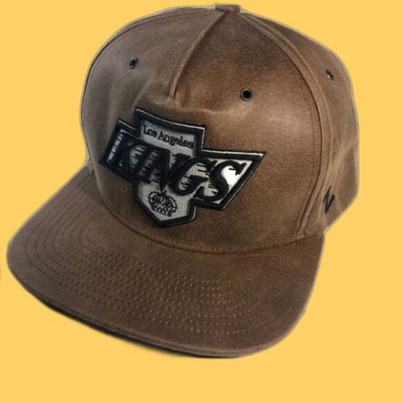 Vintage NHL- Hockey-Los Angels KINGS Faux Leather Cap by Zephyr - Picture 1 of 7